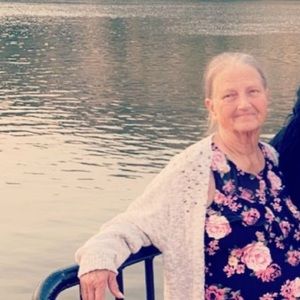 Meet your Posher, Angie